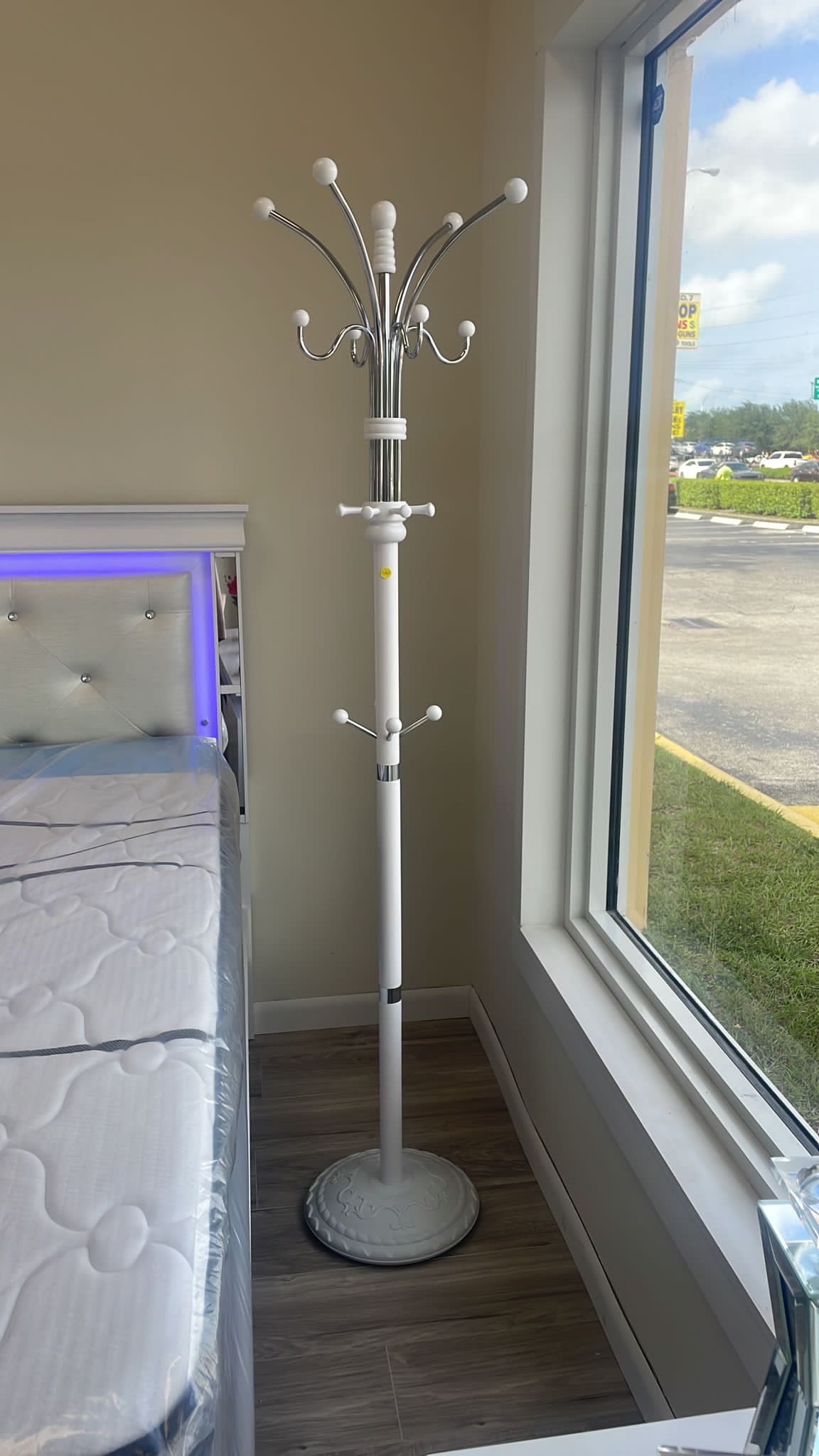 Putnam Coat Rack